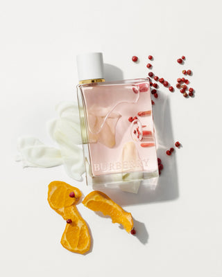 BURBERRY - Her Blossom Eau De Toilette -parfum original Maroc-prix maroc-foryou parfum original-authentique-parfum authentique-prix maroc-original-original perfum-perfume-eau de parfum-eua de toilette-eua de toilette femme-eua de toilette homme-eau de parfum homme-eau de parfum femme-eua de toilette hommes-eua de toilette femme-افضل عطور للنساء-افضل عطور للرجال-عطر جداب-Parfum attrayant-Numéro un au Maroc-رقم واحد في المغرب-foryou parfum où Maroc